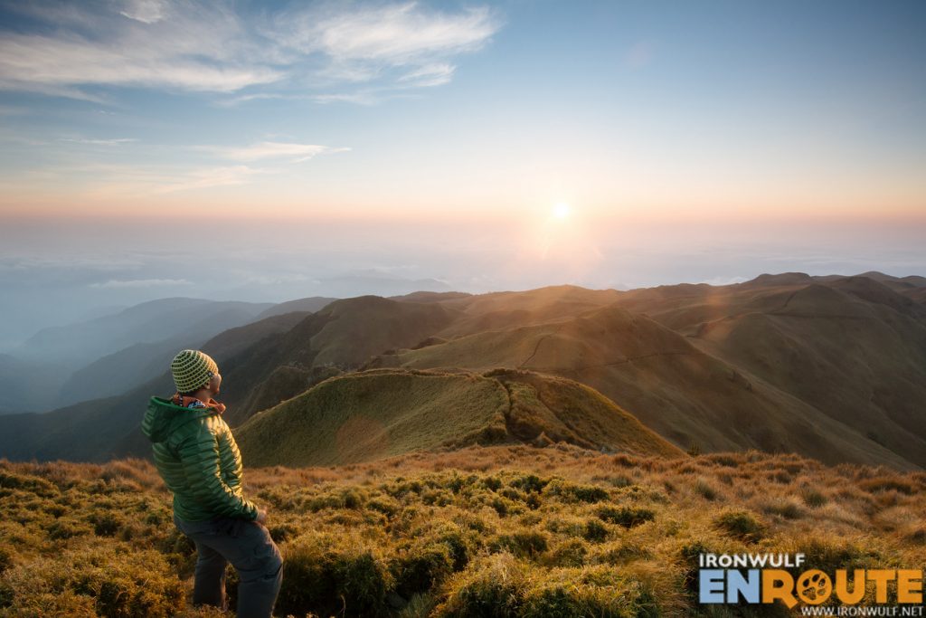 Catching the sunrise at the summit of Mt Pulag